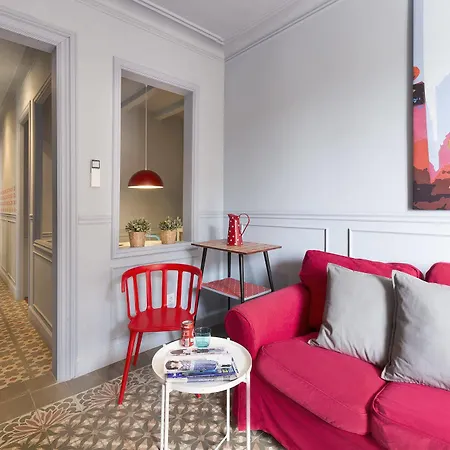 Nextdoor Gaudi Apartment